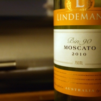 Bin 90 Lindeman’s Moscato 2010