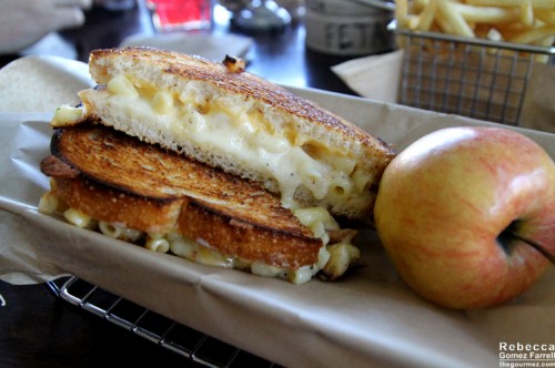 Mac & Cheese Night #5: American Grilled Cheese Kitchen