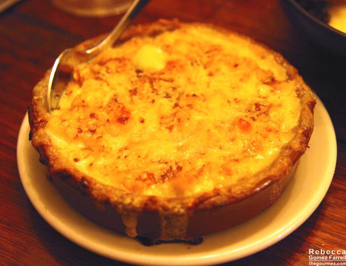 Mac & Cheese Night #9: The Blue Plate